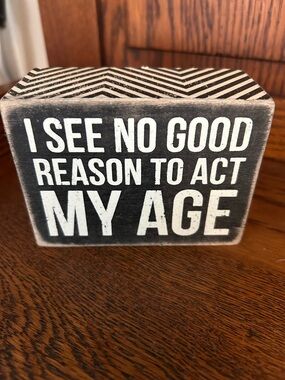 Primitives by Kathy Black and White Mini Display Box Sign